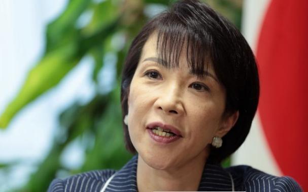 杀疯了，日元汇率“自由落体”日本经济彻底麻了，普通人怎么办？过去，日本民众对