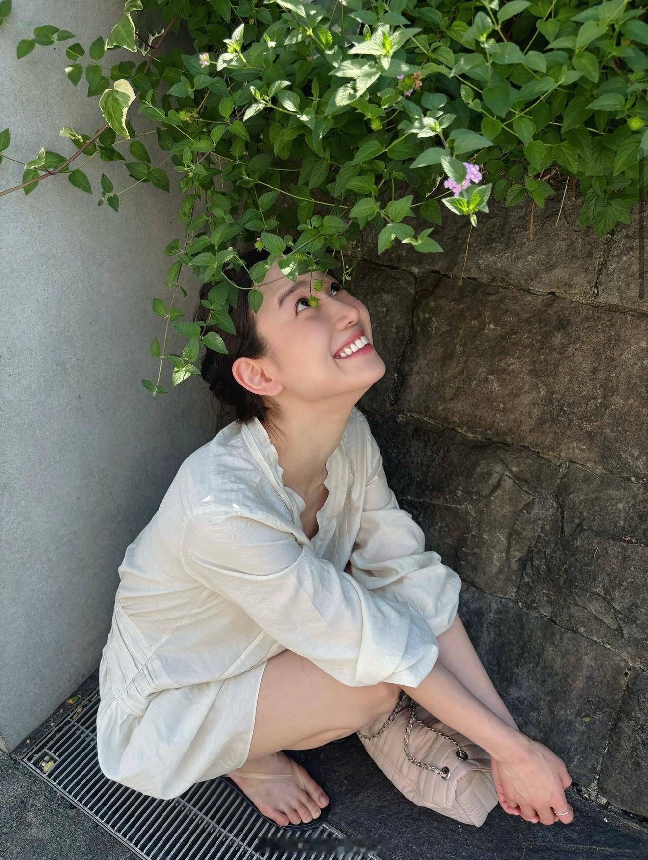 穿搭分享连续更新第2930天韩国时尚女生日常搭配周一来啦韩系穿搭超能新星汇新星