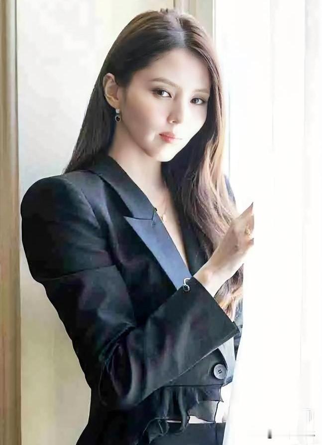 我的今日状态：😁轻松愉快我这里的天气：🌤️多云