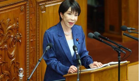 好一个“很难收回”！日本前外相岩屋毅访华，嘴上说着要改善中日关系，转过头来却替高