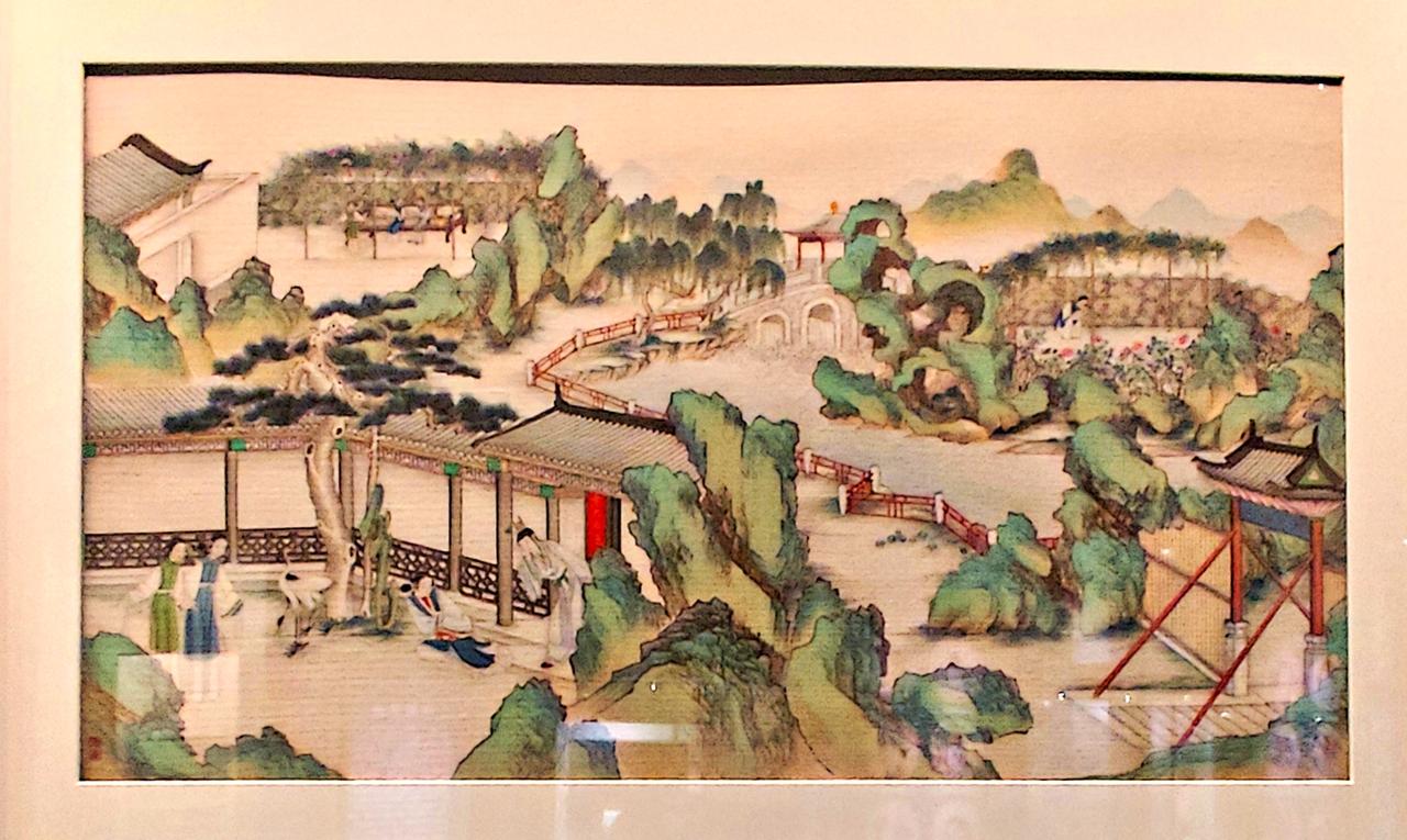 《红楼梦》彩绘画册真跡展″绘梦三重缘一一辽宁与红楼梦文化″展，在《沈阳博