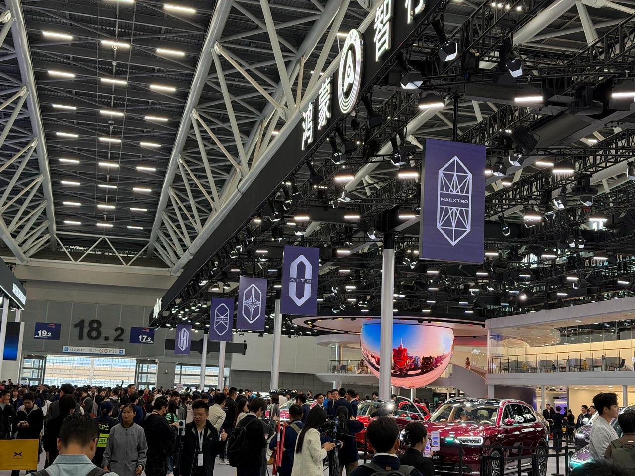 喜讯！2025广州国际车展上，售价15.98万元起的尚界H5脱颖而出，成为预订