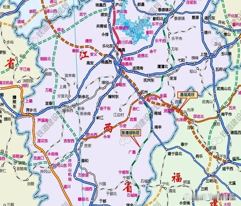 江西交通迎来重磅好消息，两条关键铁路规划获得国家支持。首先是景鹰瑞铁路，它北起