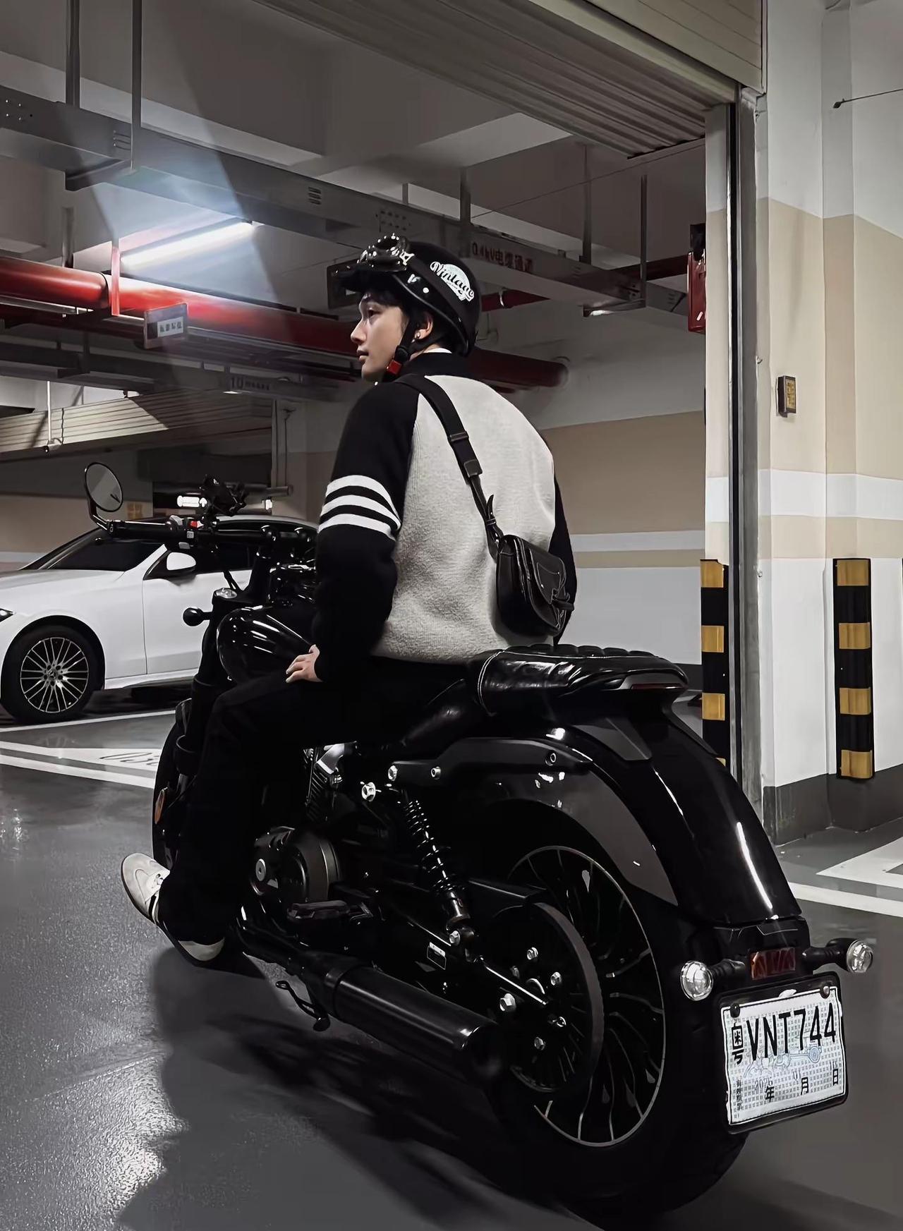 汕头禁摩，但没禁我买摩托车。先买了，万一解禁了呢。机车摩托車巡航复古摩托