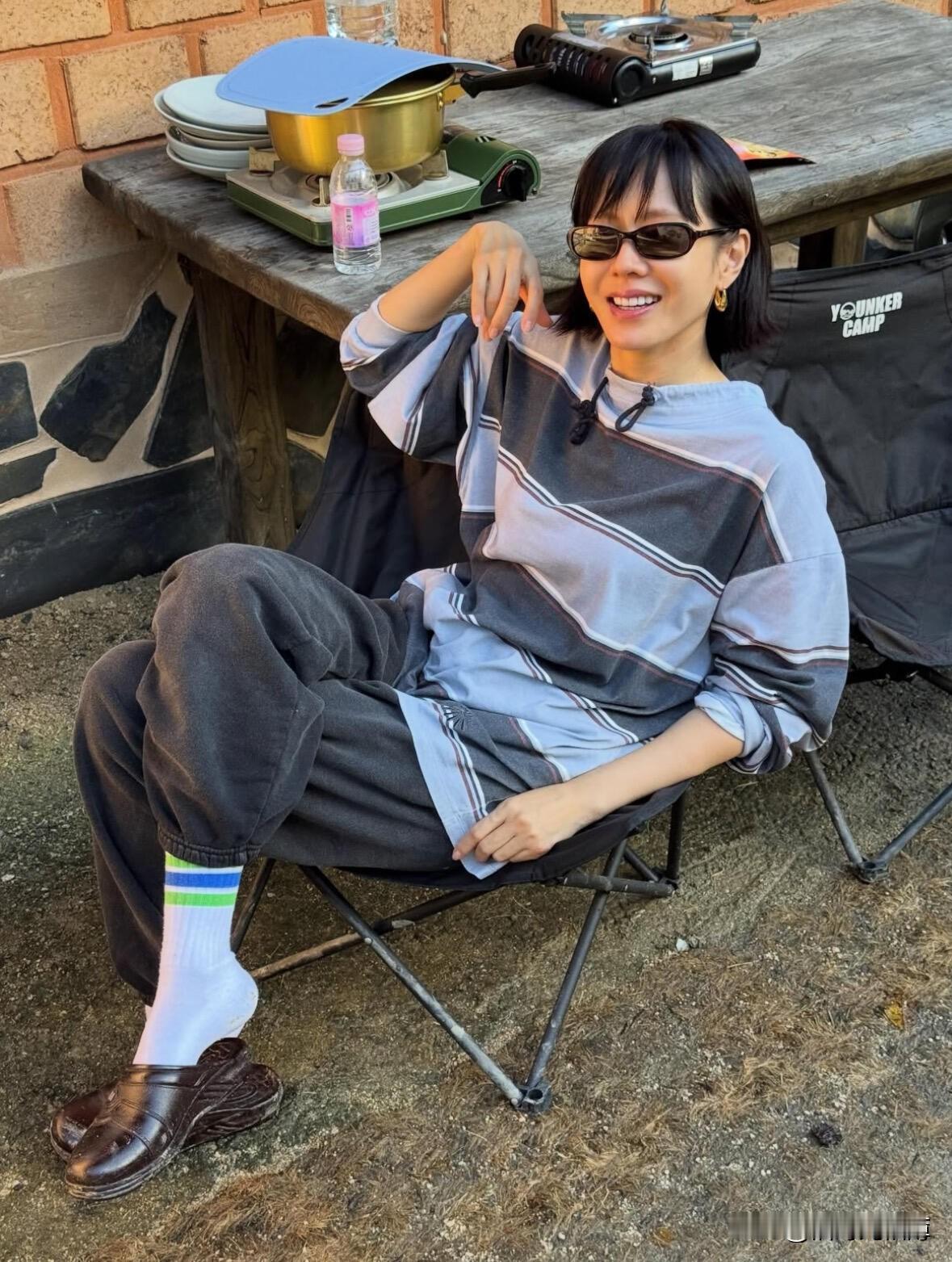 天呐，孙艺珍为啥要剪短发，是谁把我家仙女的发型剪成这样，还是长发更美呀[捂脸哭][