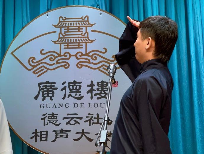 尚九熙现在正是排除毒素，一身轻松。午场，与丁霄楷合作，尚九熙的阳光，那种从容，那