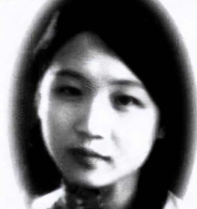 她的名字，常常不是从功绩被记起，而是从几段令人错愕的婚姻被谈起：杨开智、李立三、