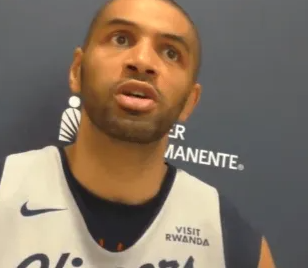 快船球员巴图姆接受了采访，在被问到今天的训练情况，以及之后被问到与泰伦-卢的沟通