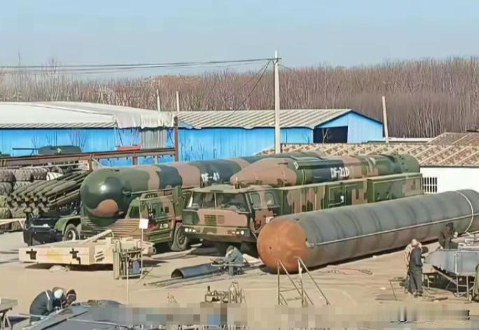 美国终于能“安枕无忧”了，原来中国的东风-41洲际导弹竟是这样的......网