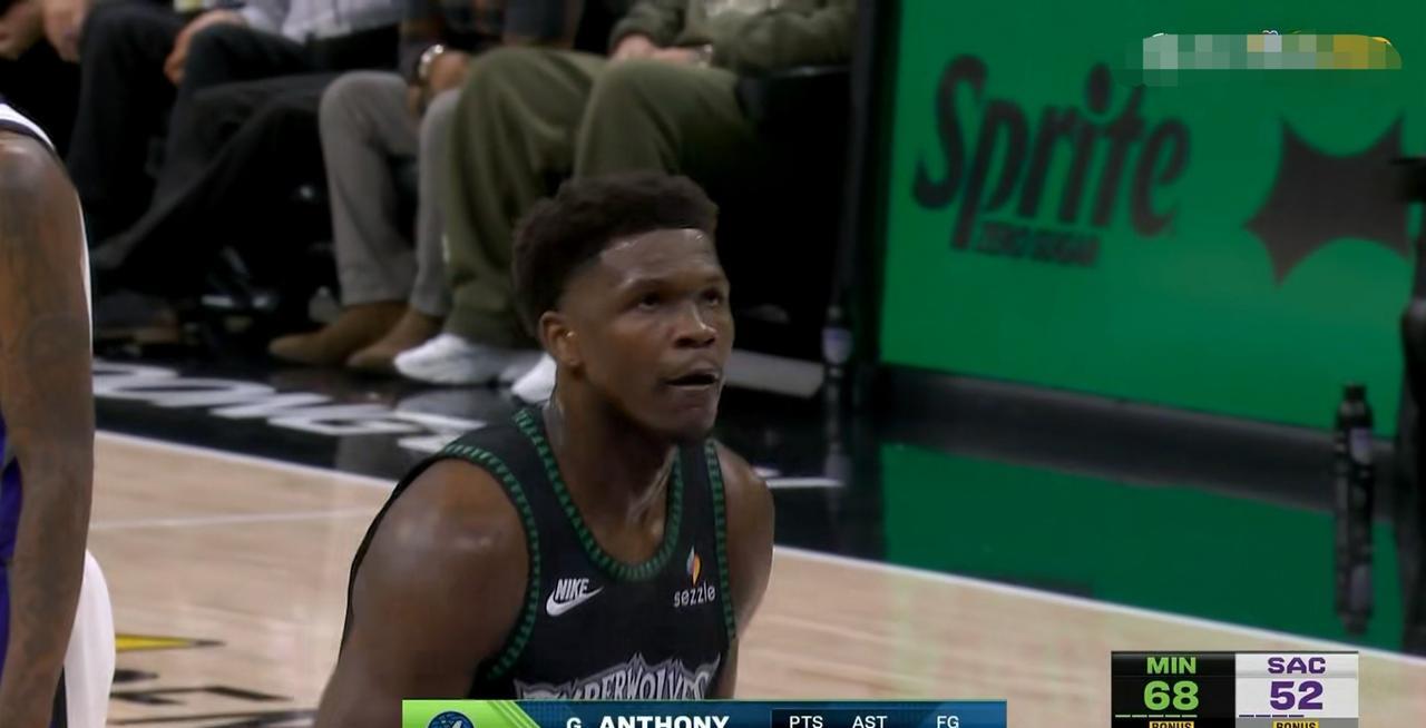 森林狼超级球星爱德华兹不愧是球队的顶梁柱！在今天森林狼客场以144：117狂胜国