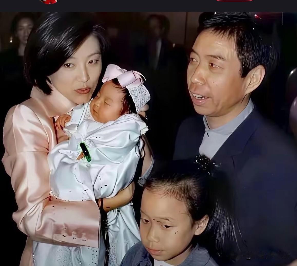 大美女的基因在后代遗传上很弱，长相丑陋的有钱人靠娶漂亮老婆改善后代基因就是做梦。