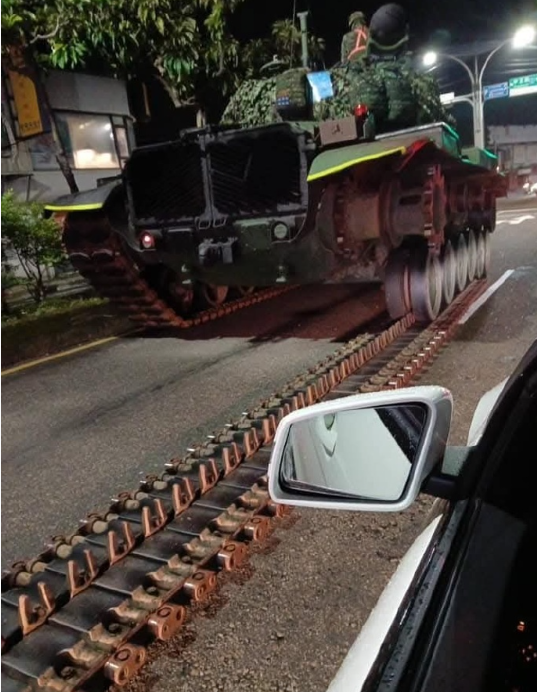 中国台湾省最新研发的轨道战车​​​