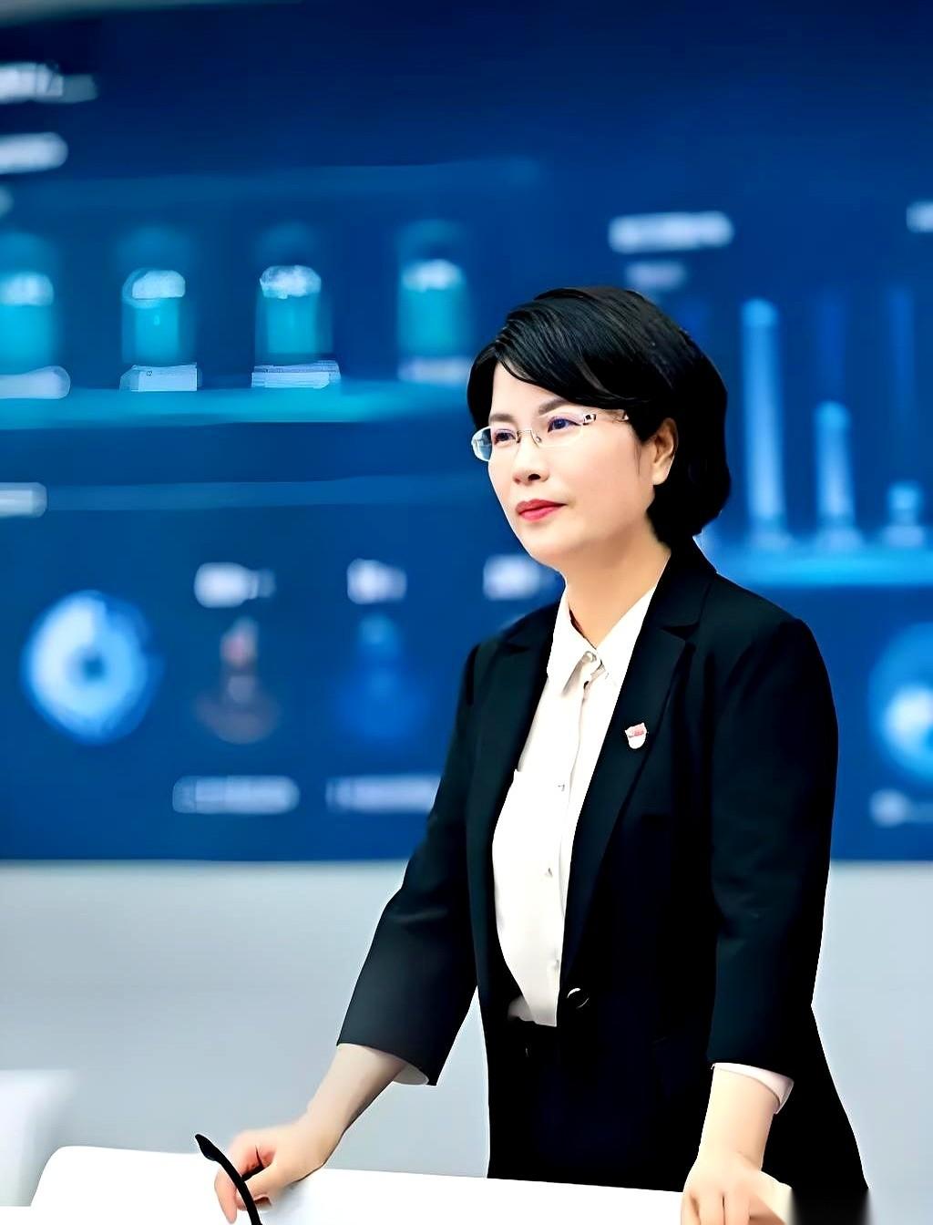 任正非最近一句话，把我都给说愣了。在科技圈的大佬嘴里，能听到什么形容词？多半是