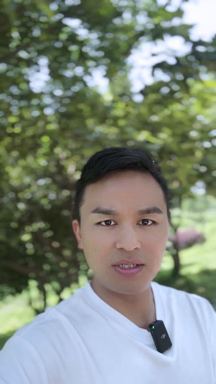 重庆最重要的地铁线或有望年底开通。重庆最重要的地铁线修建神速，目前一期已经完成