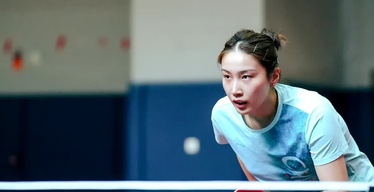 钱天一、石洵瑶和蒯曼，三人都是江苏人，江苏女团三大主力，之间非常熟悉。1、钱
