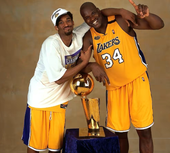 奥尼尔终于说出了心里话！NBA名宿奥尼尔在一档节目中谈到科比时说道：“我们曾