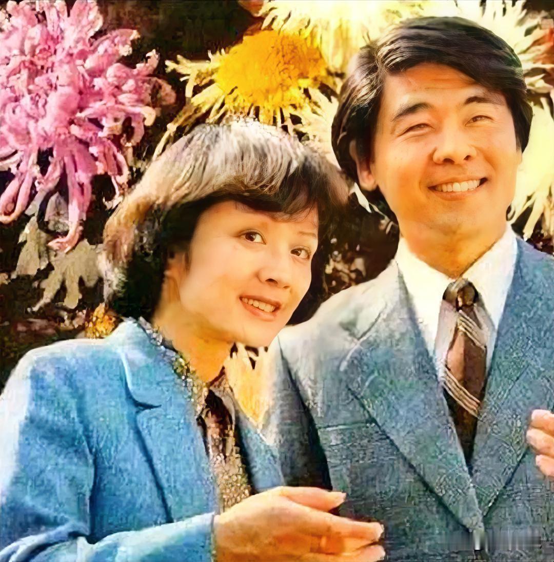 大家还记得这位女歌手吗？没想到她已去世3年了，土生土长的重庆人，她年轻时长相温
