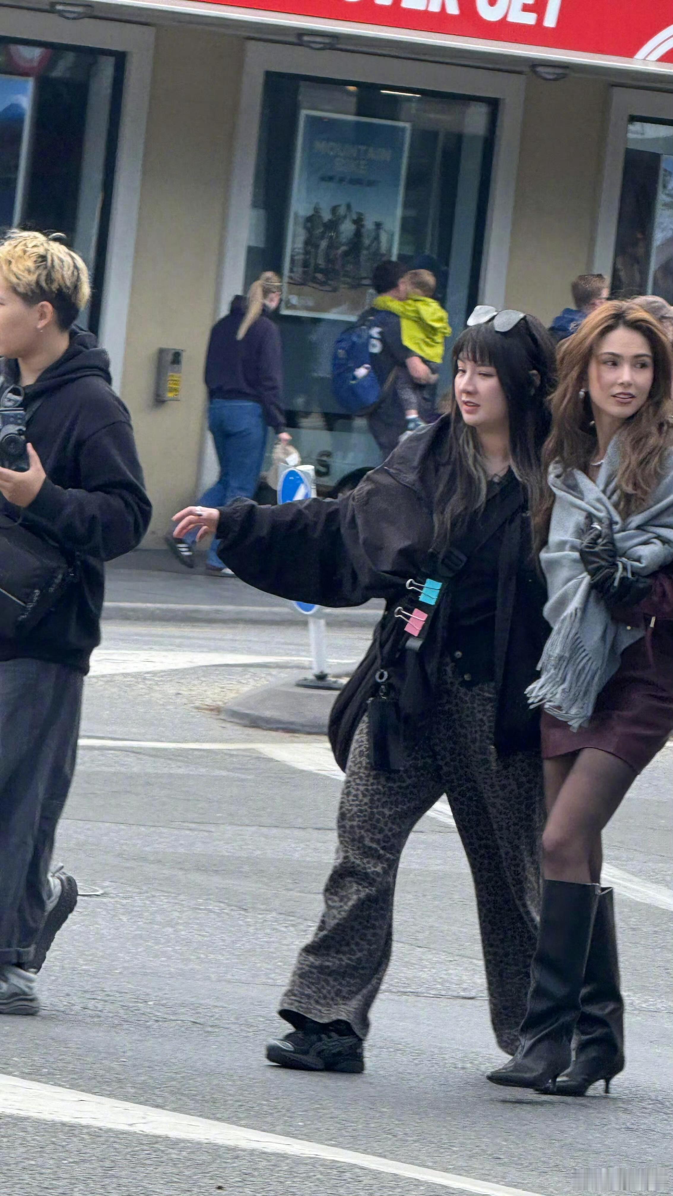 路人拍的昆凌，好美