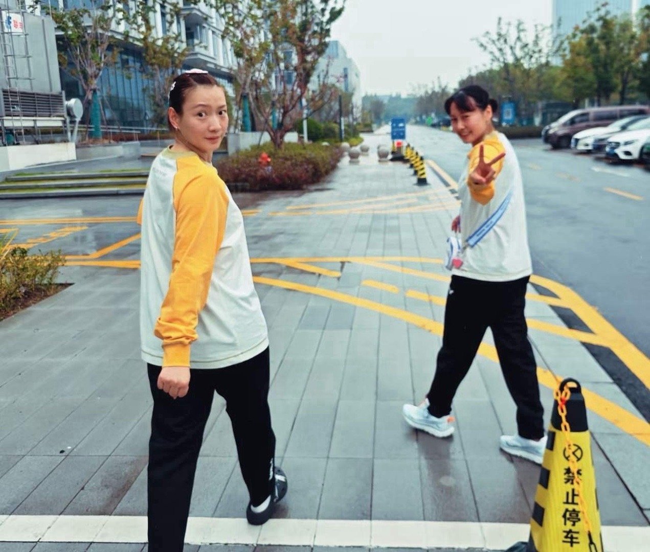 好暖的一幕!原来韩国羽毛球名将蔡侑玎开心发文,直呼:我们是一对!没想到不是因为官