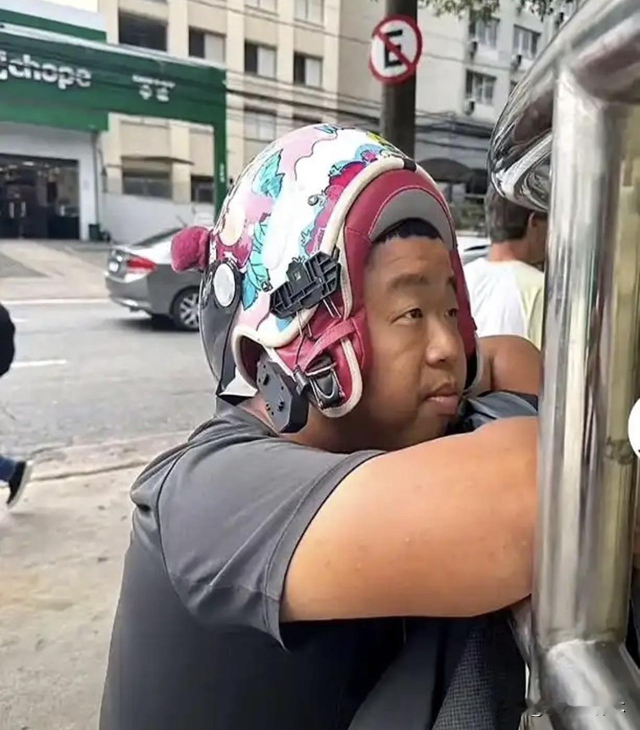 有句话不知道该不该说，说了又怕被骂，蓝战非应该感谢这次的遭遇和打击，因为有