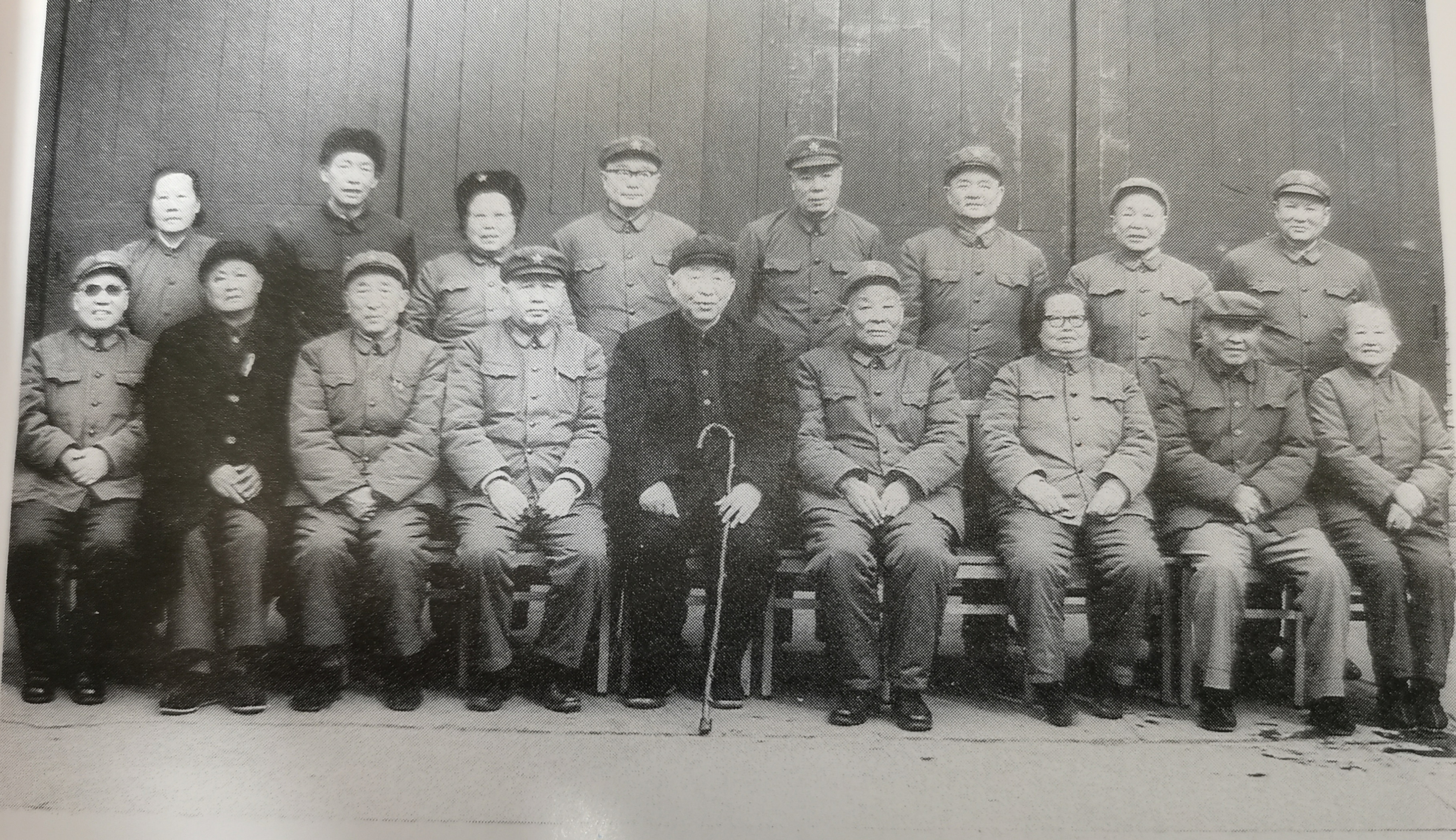 1978年，红28军老同志在北京合影。说起红28军，就不得不提到一个名字，他就