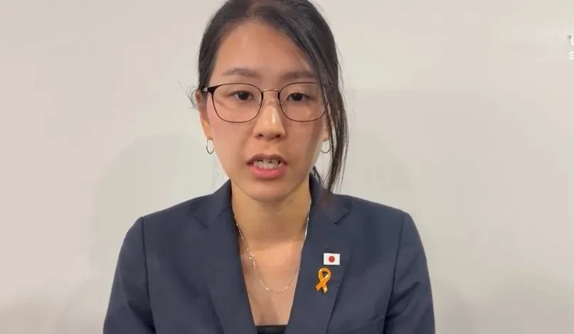 日本反华大V平野雨龙正面照来了，而且还有个好消息：她落选了。这位靠着反华