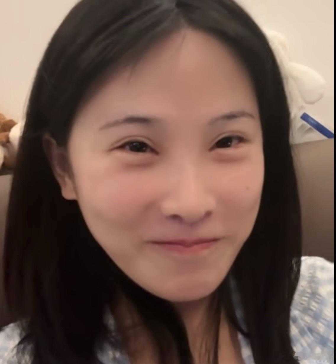 玩这么大，昨晚塔利亚和果小果直接素颜无美颜连麦！dota2