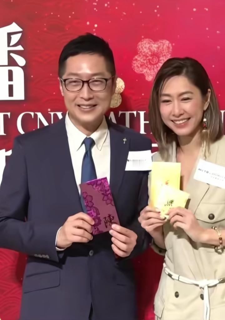 俊男美女同台亮相活动[玫瑰][玫瑰][赞]马浚伟真的帅了一辈子[赞][赞][赞]