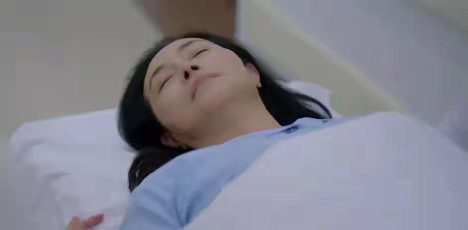 上海虹口邮电新村46岁独居女性离世背后：一场没有“签字人”的生死困局，千万独居者