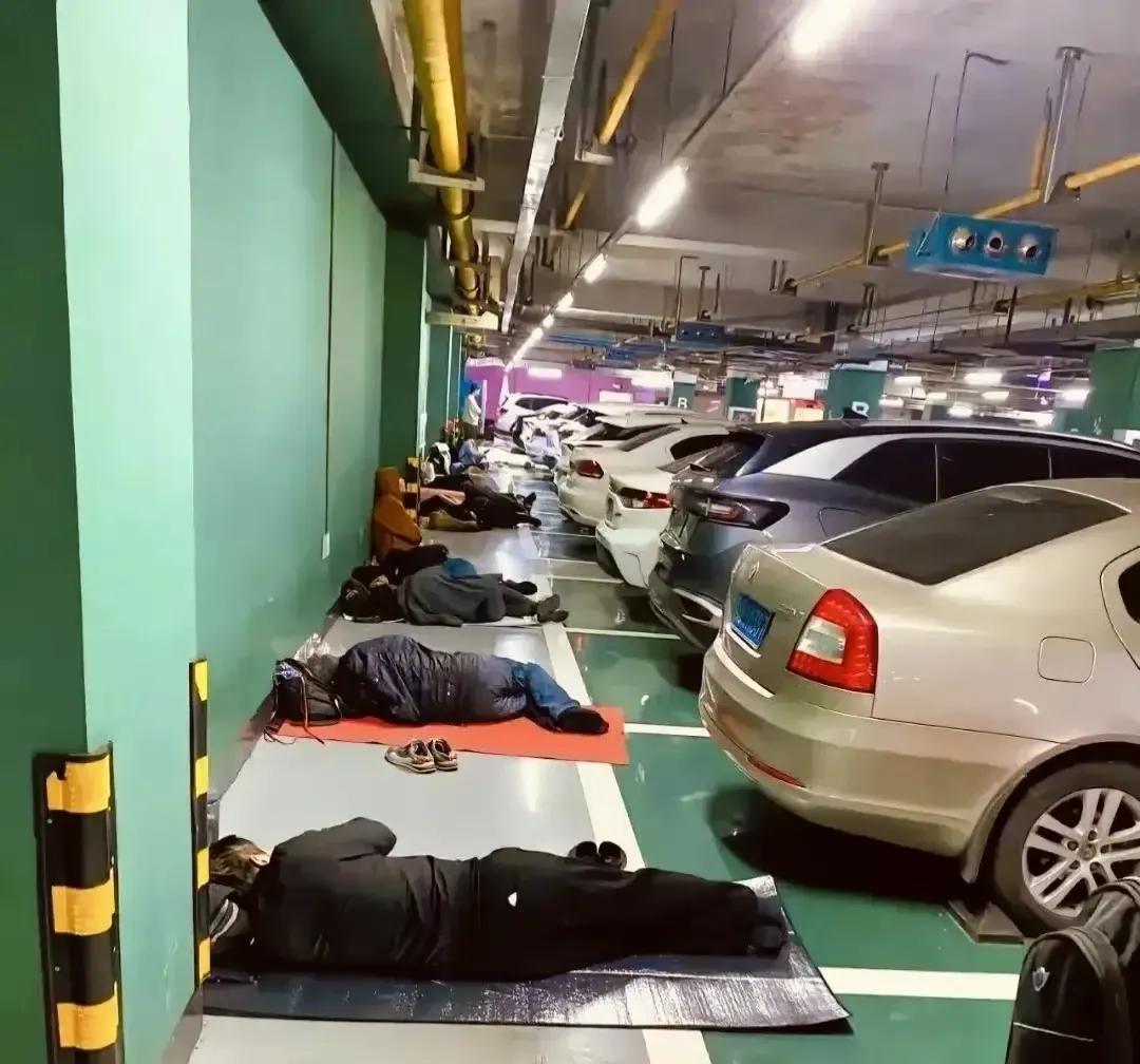 他们为什么不愿意回家？