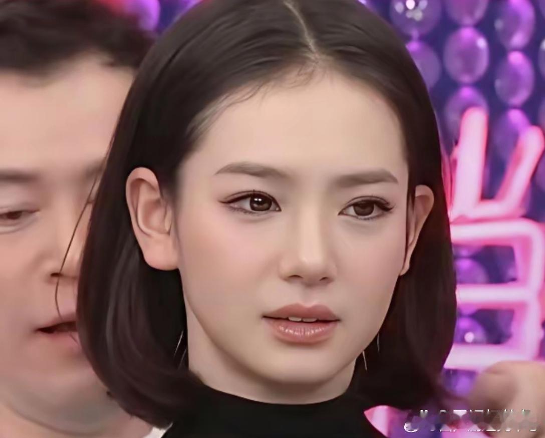 戚薇年轻时候可真漂亮。