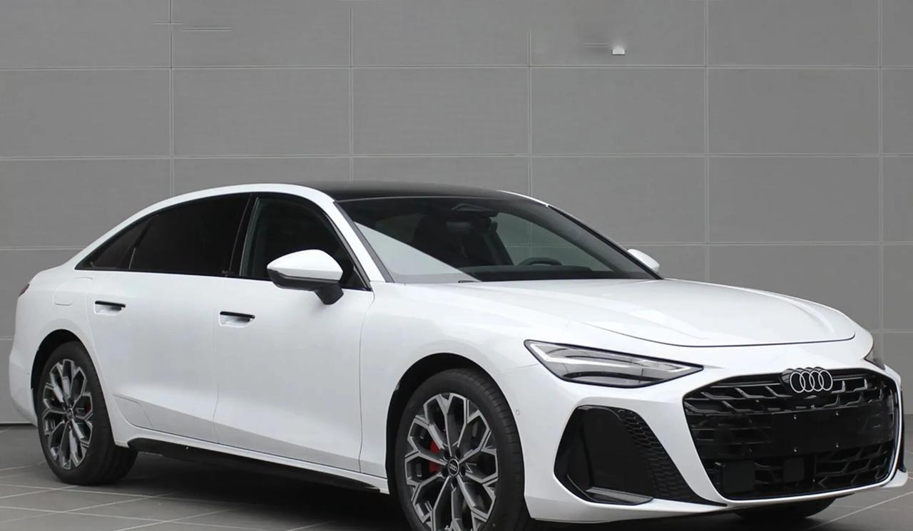 怎么办，基因突变，全新一代奥迪A6L，不忍直视啊！把四个圈的标志盖上，10个人里