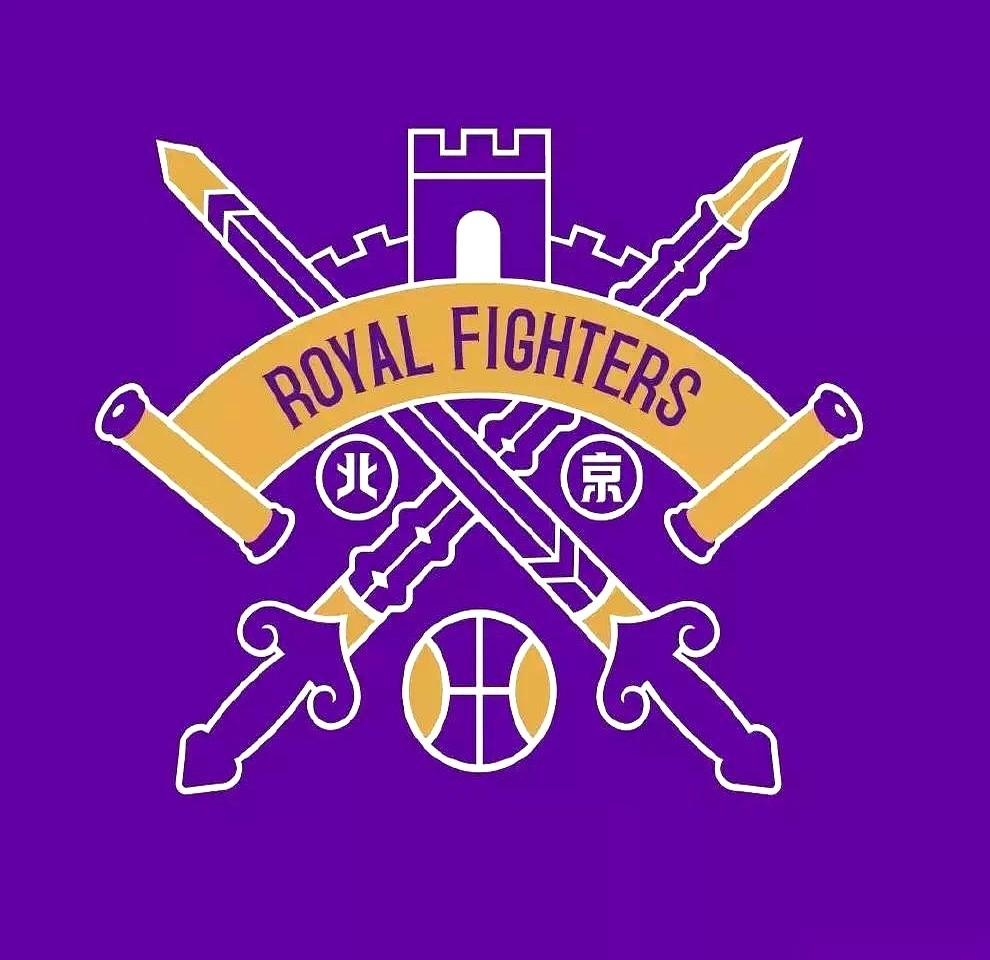 北控队的老将张帆，现在连垃圾时间都上不去了。八年啊，整整八年。马布里喊他“张科