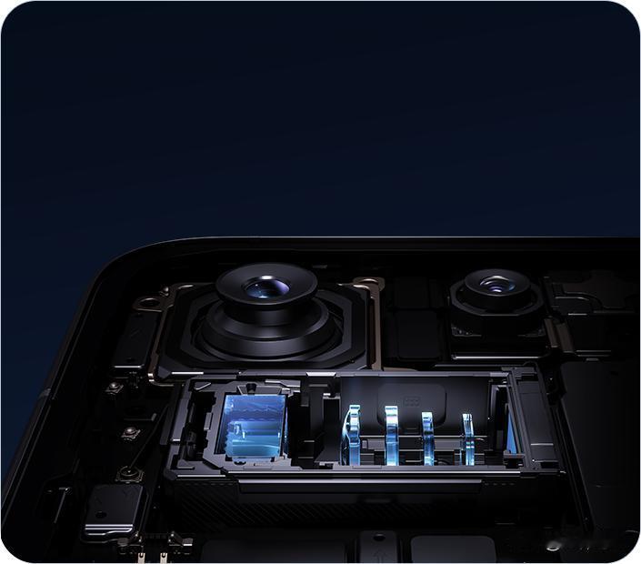 小米17TPro详细评测出炉：长焦表现超预期，徕卡Summilux+5X潜望=
