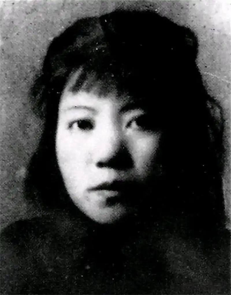 1948年，叛徒当面指认女上级，本以为是板上钉钉的死局，谁知女子轻飘飘抛出一句“