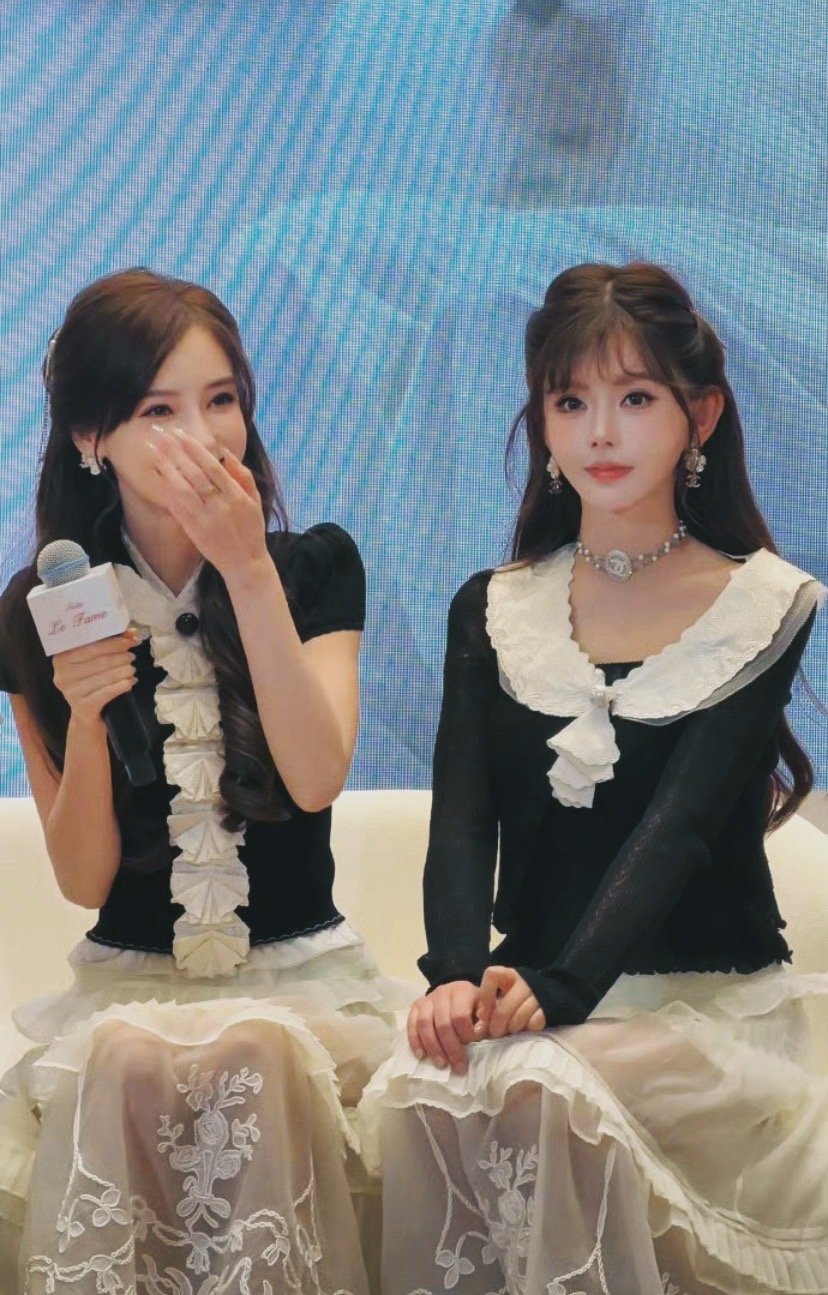 真的被这波同框惊到了，完全没想到会有这种梦幻同框画面。Angelababy一身黑