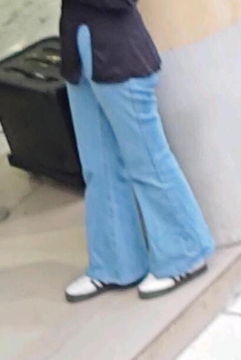 谁能想到喇叭裤这么挑身材！微胖的人穿上，真的是显得又胖又土，把身材缺点全都凸显