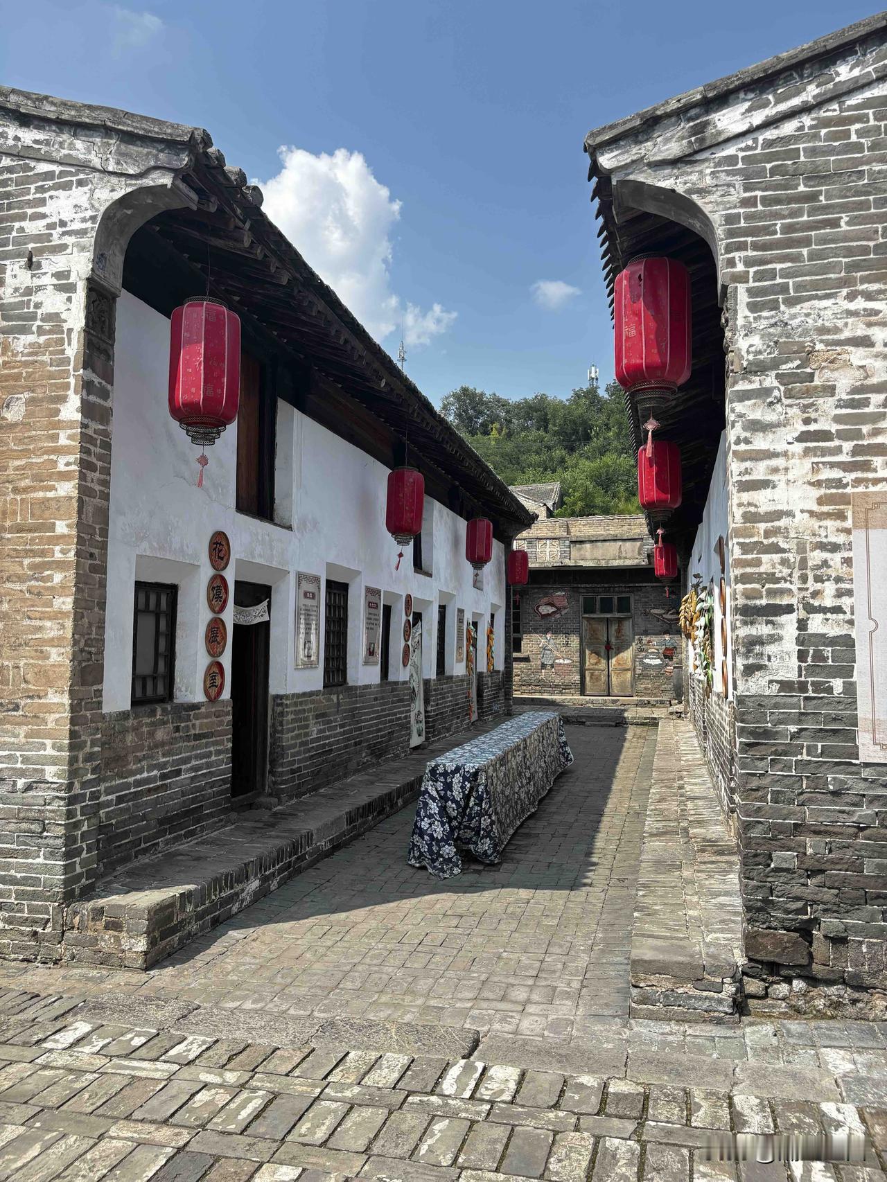 韩城党家村花馍，这是上周六来的，没看到有体验活动，估计是节假日才举办的吧，平时周