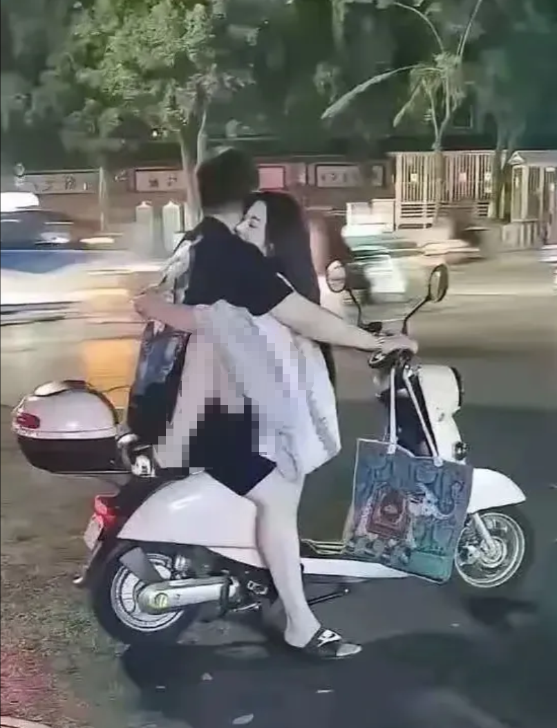 这才是真爱啊，羡慕啊[爱心][爱心][爱心]