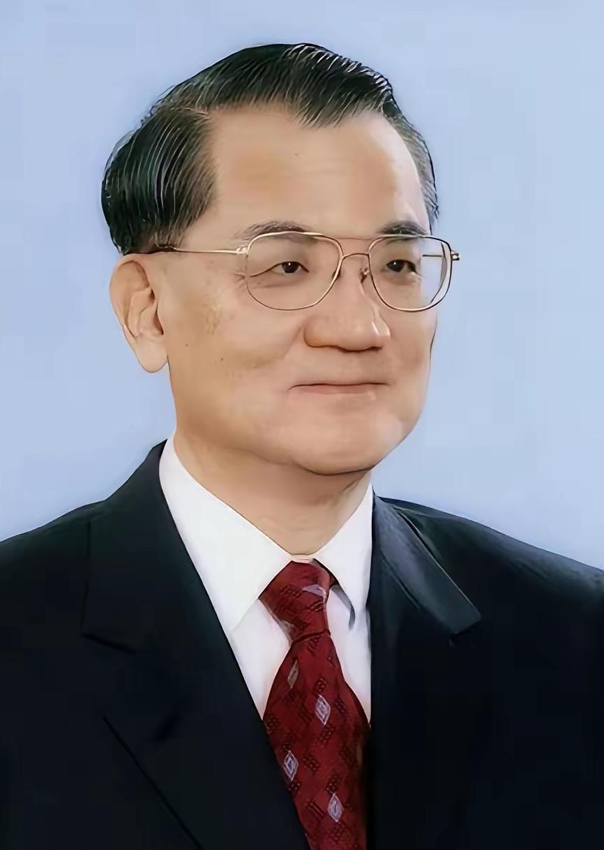 台湾省属于中国的一个省，不存在联邦，中国也绝不搞四分五裂的联邦制，中国要的就是统