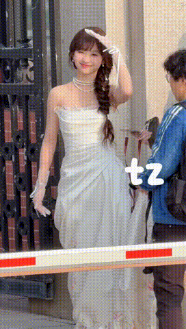 许梦圆线下一次比一次哇噻许梦圆线下真的开了挂一样，气质越来越出众，整个人闪闪发