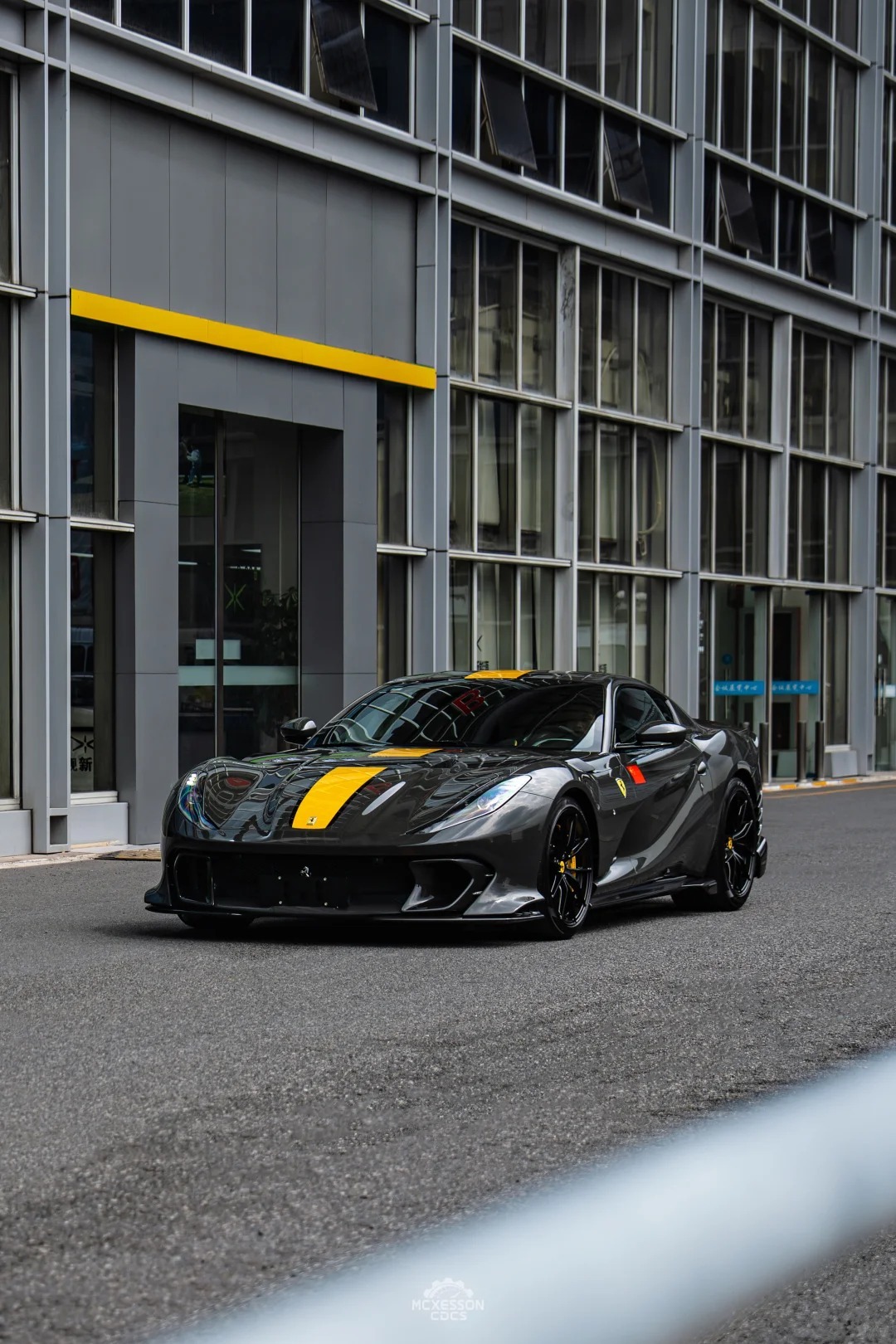 Ferrari812Competizione，360度无死角帅绝美车片