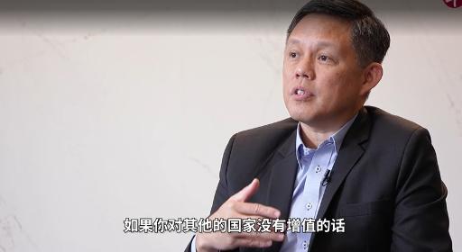 谁说小国在大国博弈里只能乖乖选边抱大腿？新加坡防长陈振声这话，直接掀了霸权主义的
