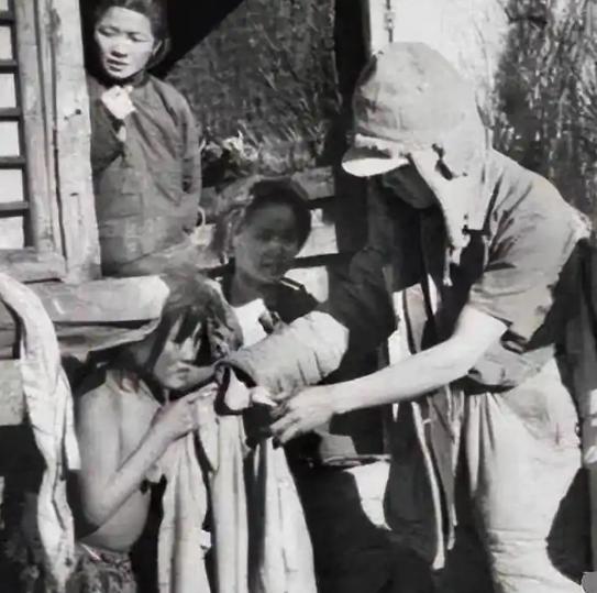 1937年，南京城破，日军对妇女的暴行彻底撕碎了文明的遮羞布，很多妇女被强奸后，