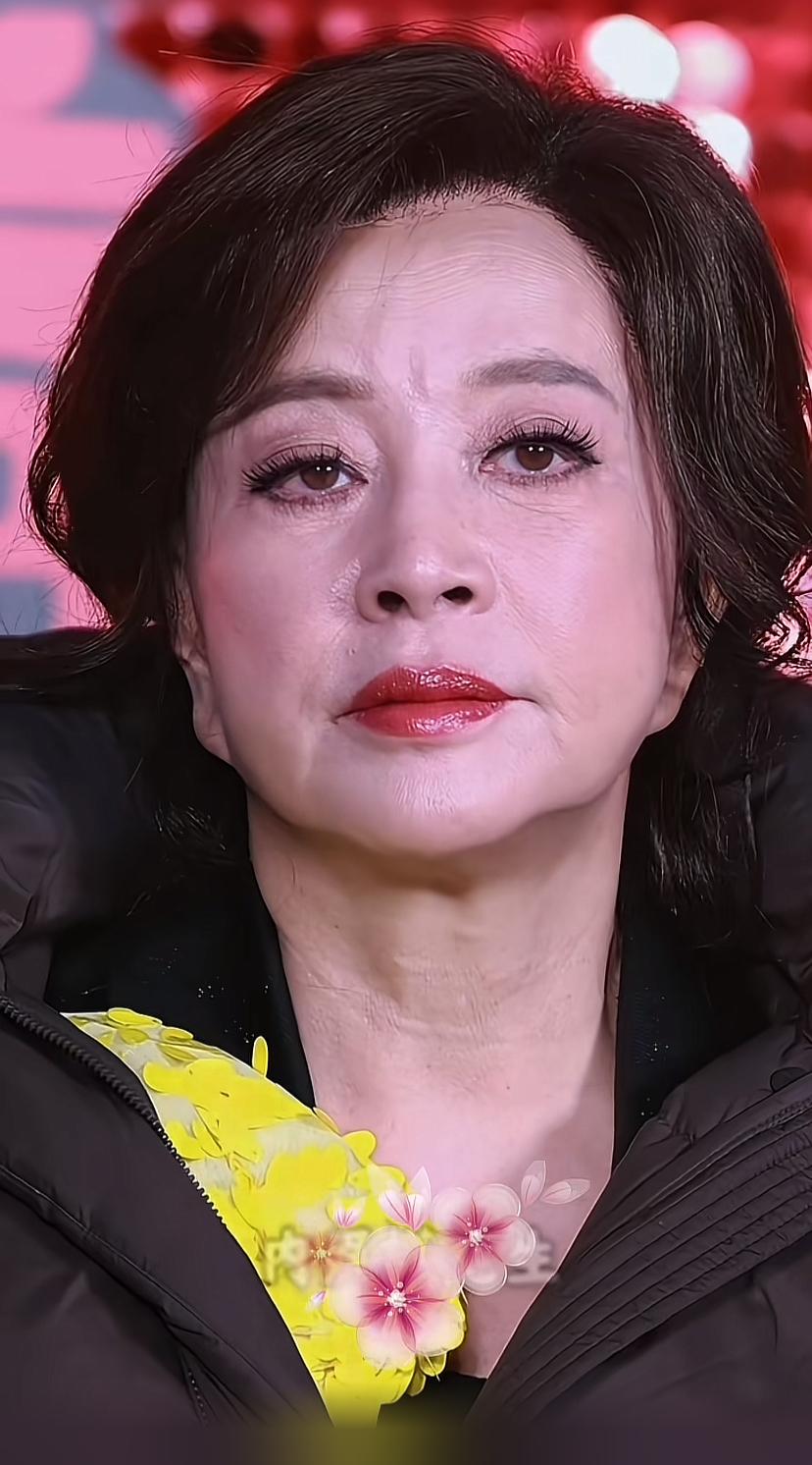 刘晓庆是不是犯点啥说道？咋一直官司不断呢。刚刷到新闻，说她位于北京昌平区的别墅违