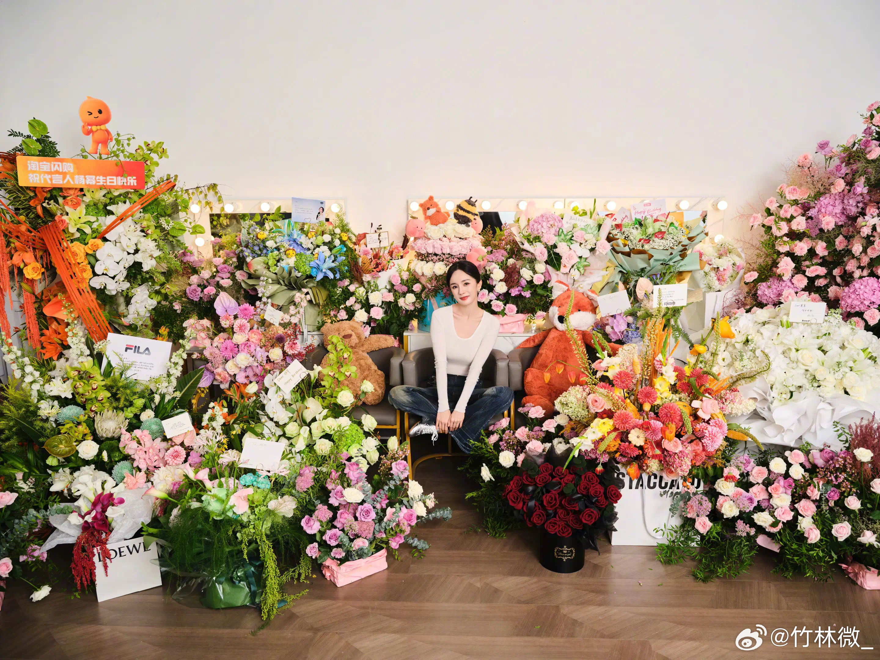 杨幂回复了祝绪丹杨幂还是太体面了！主要是昨天的生日祝福也太多了难怪幂说大家把九月