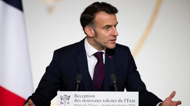 中国明确表态：只要法国敢对中国下手，那中国立马就打出三张“王牌”。2月11日，法