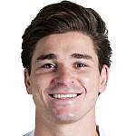 听说阿森纳和切尔西都盯上了阿尔瓦雷斯，而评论员麦考伊斯特一拍大腿：“这还用想？当