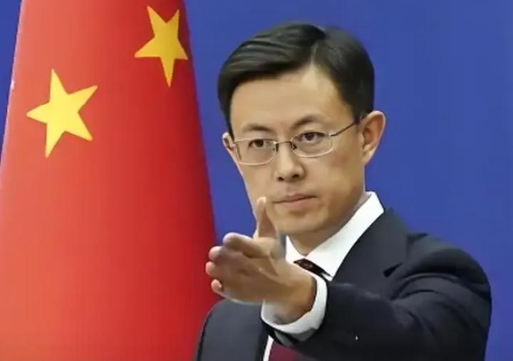 外界低估了中国的手段，香山论坛首次拒邀日本，中方动真格，一套组合拳打到高市早