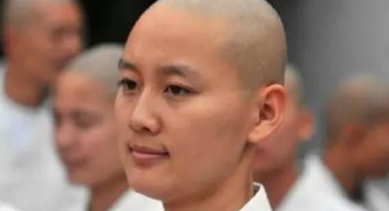 2008年山东大学一女生，睡梦中梦到佛祖对自己说：“你是我座下童子，该回来了。”